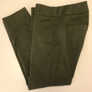 Loft Outlet forest green ankle pant - size 4